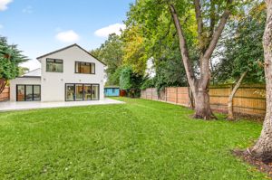 Photo 8- click for photo gallery